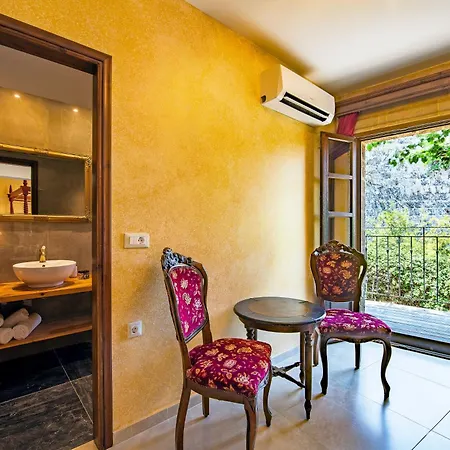 S.nikolis' Historic Boutique Rhodes City