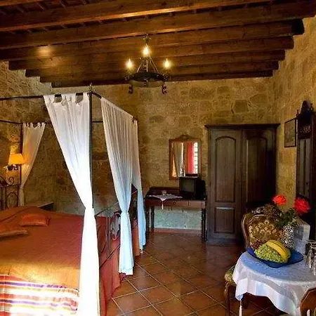 Hotell S.nikolis' Historic Boutique