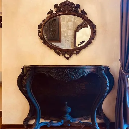 S.nikolis' Historic Boutique 호텔