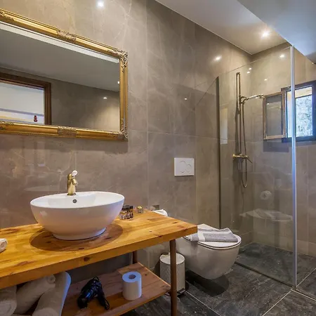 S.nikolis' Historic Boutique 호텔