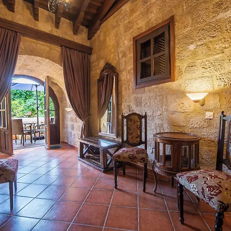 S.nikolis' Historic Boutique Hotel 4*
