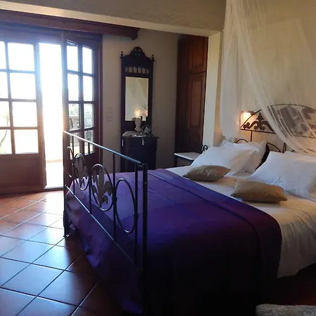 Отель S.nikolis' Historic Boutique 4*