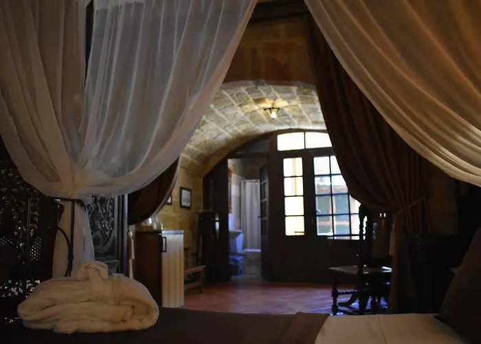 S.nikolis' Historic Boutique Otel 4*