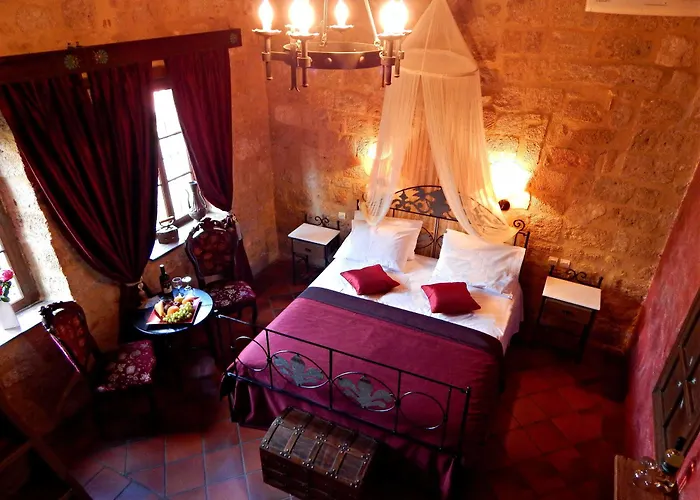 S.nikolis' Historic Boutique فندق 4*